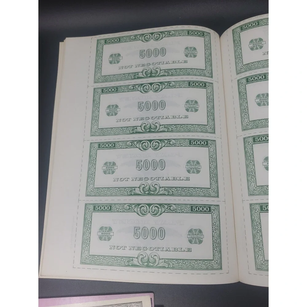 Walt Disney Productions 1967 1st Edition HAPPIEST MILLIONAIRE Money Book